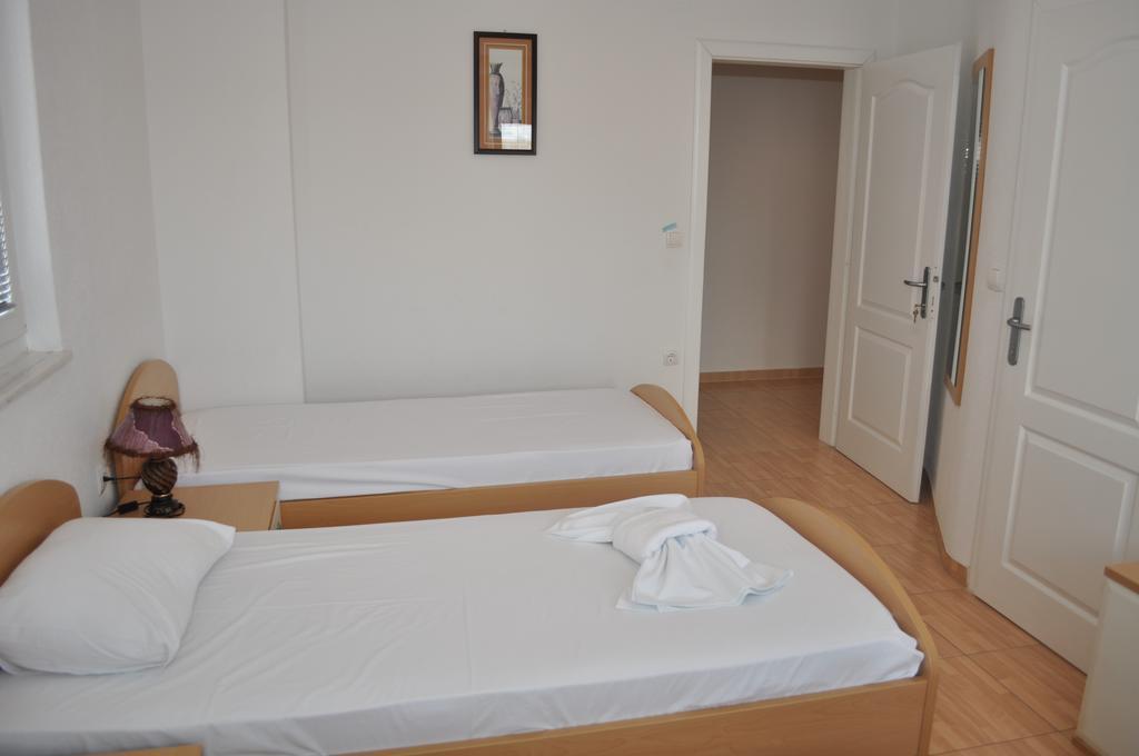 Guest House Miranda Ohrida Exterior foto